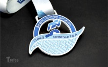 metalowy-stalowy-medal-nadruk-kolorowy-biegi-autyzm-niebieska-fala